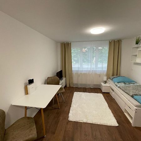 Mikra Homes24 In Glauchau Exterior foto